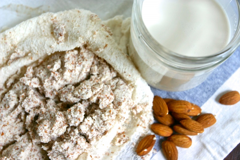 como-preparar-leche-de-almendras