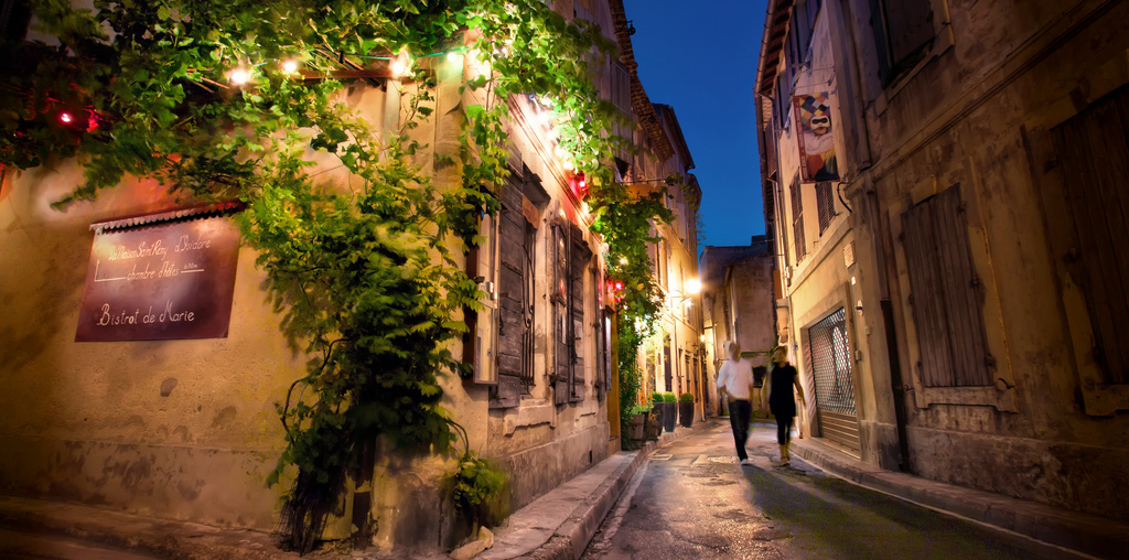 Saint-Remy-de-Provence-night