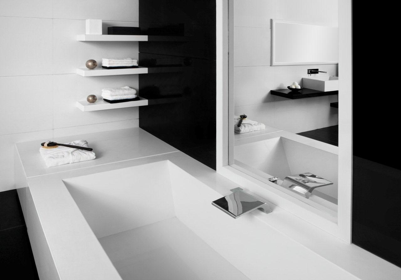 Cómo decorar tus baños en blanco y negro | Mujer de 10