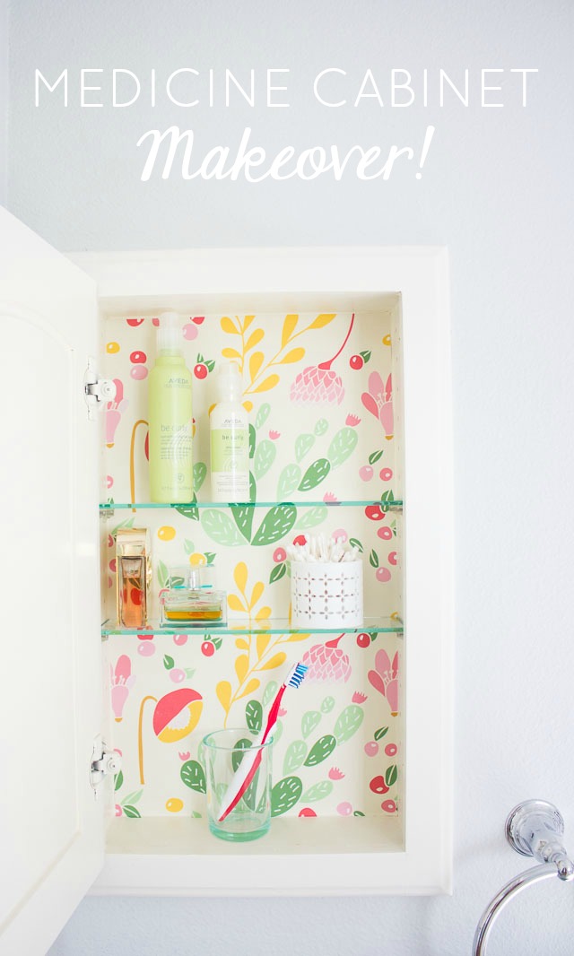 how-to-use-removable-wallpaper-in-bathroom