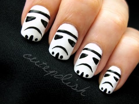 stormtrooper-nail-art-star-wars-premiere