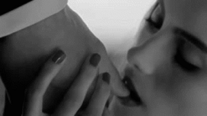 tumblr_nhmiwrZXCg1u5q3y2o1_400