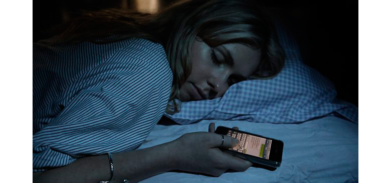 742533-sleep-texting