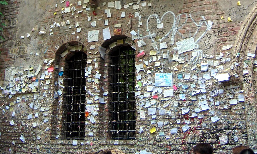 Mandatory Credit: Photo by Alisdair Macdonald / Rex Features (451854h) THE BALCONY OF ROMEO AND JULIET, DEFACED WITH GRAFFITI AND LOVE LETTERS STUCKTO THE WALLS WITH CHEWING GUM HOUSE AND BALCONY OF ROMEO AND JULIET IS DEFACED WITH CHEWING GUM AND GRAFFITI, VERONA, ITALY - 2004