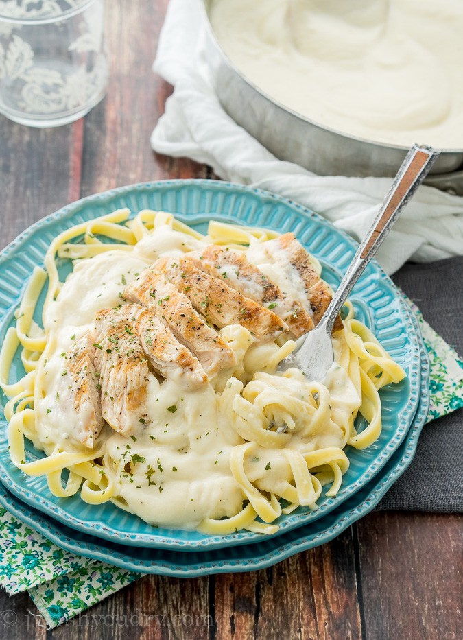 Cauliflower-Alfredo-Sauce-4-675x933