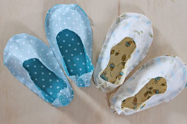 baby-shoes-sew-tops-to-bottoms
