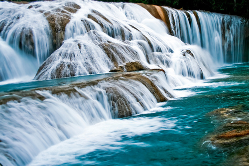 cascadas-de-agua-azul2_63731275200