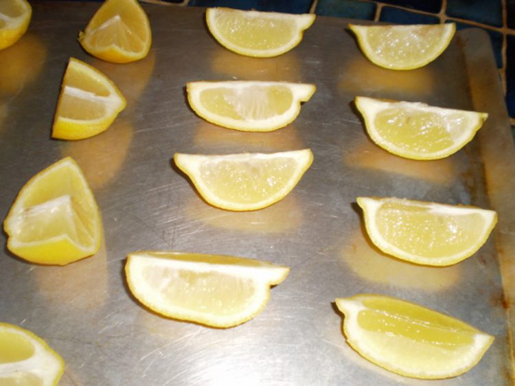 lemons-baking-sheet-750x562