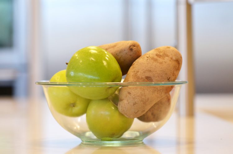 potatoes-and-apples-750x496-1