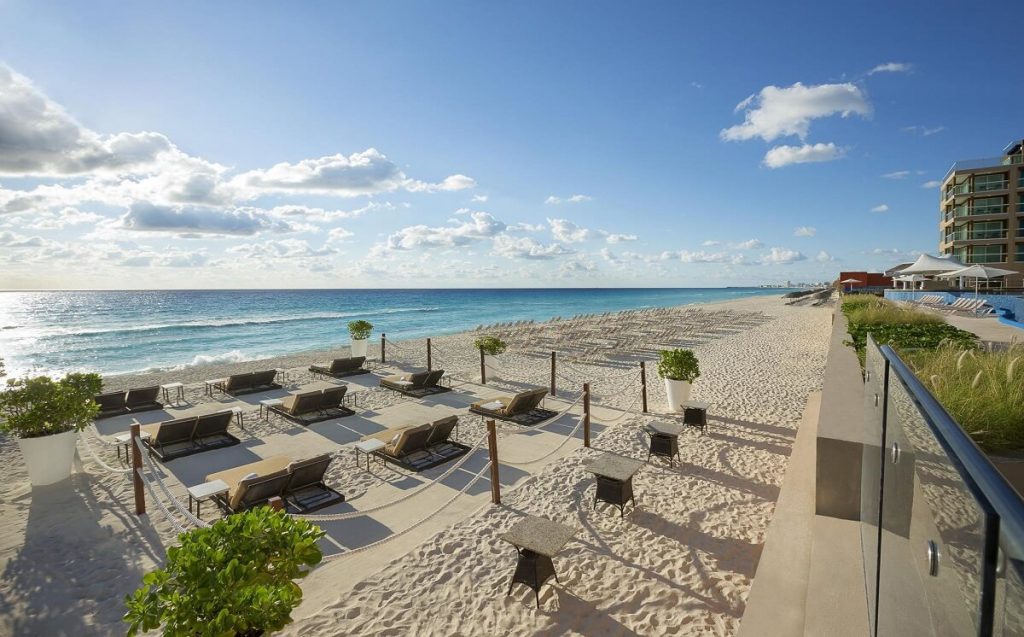 mexico-cancun-hard-rock-hotel-trivago-1