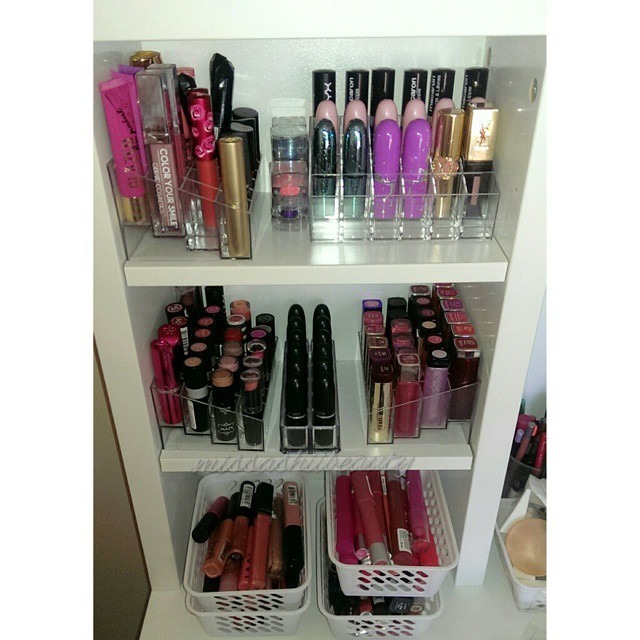 organizar-mucho-maquillaje-poco-espacio