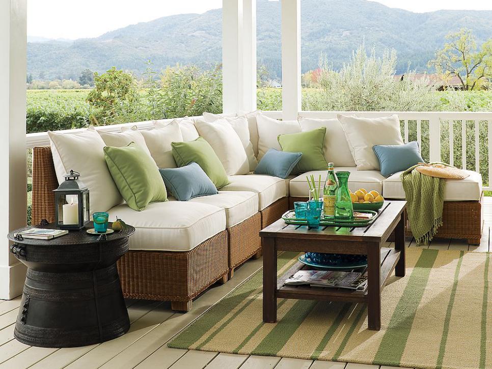 smart-chic-outdoor_quiz-inexpensive-sectional_s4x3-jpg-rend-hgtvcom-966-725