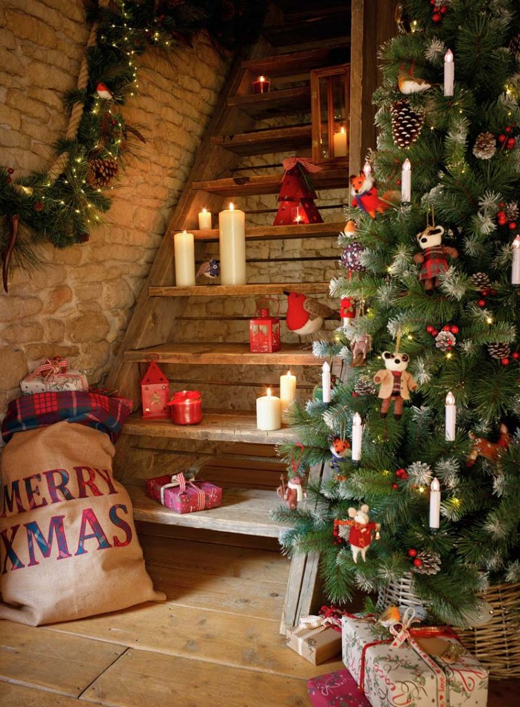 tendencias-simples-y-lucidoras-para-tu-arbol-de-navidad