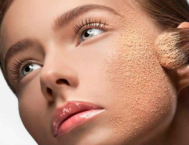 lo que debes de saber antes de maquillarte si tienes la piel grasa