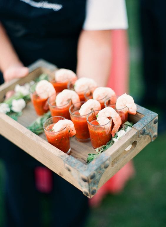 10 ideas de barras que no pueden faltar en tu boda en la playa 6