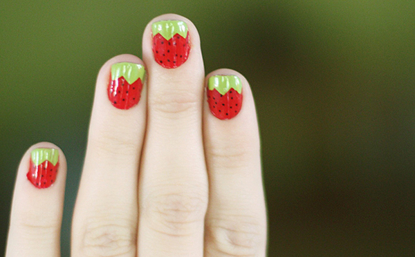 DIY-Strawberry-Manicure-Nails-1