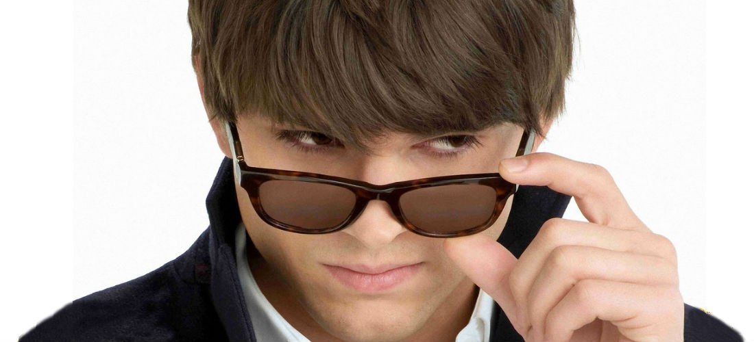 Hombres guapos hotsell con lentes oscuros