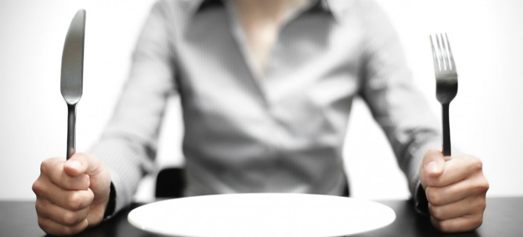 ¿Hambre física o mental? Aprende a distinguirlas