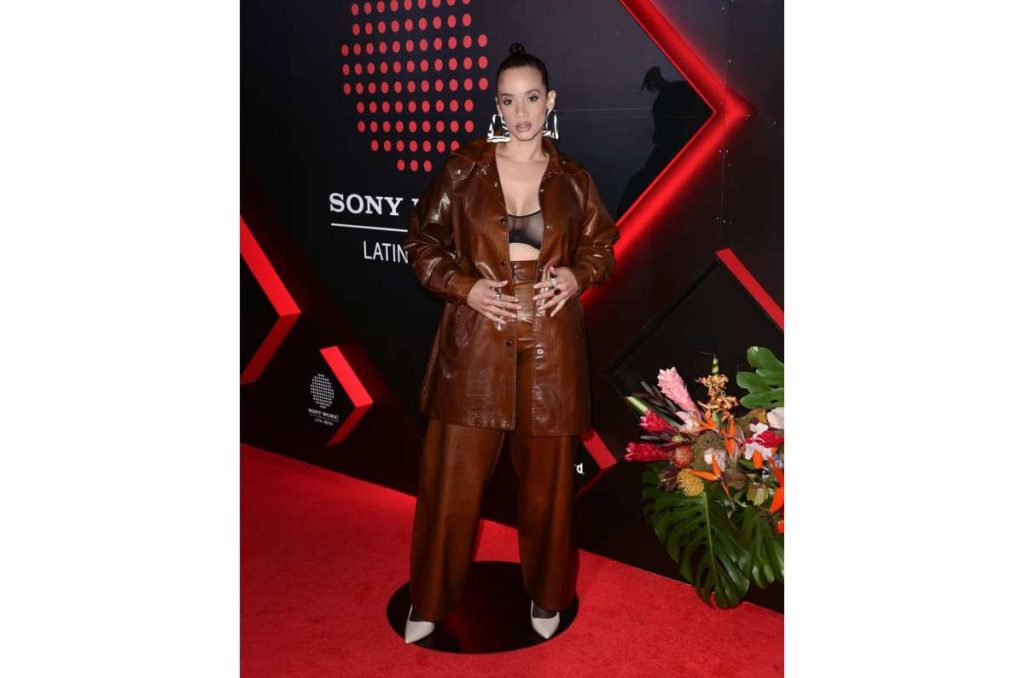 Los mejores looks para mujeres con curvas 5