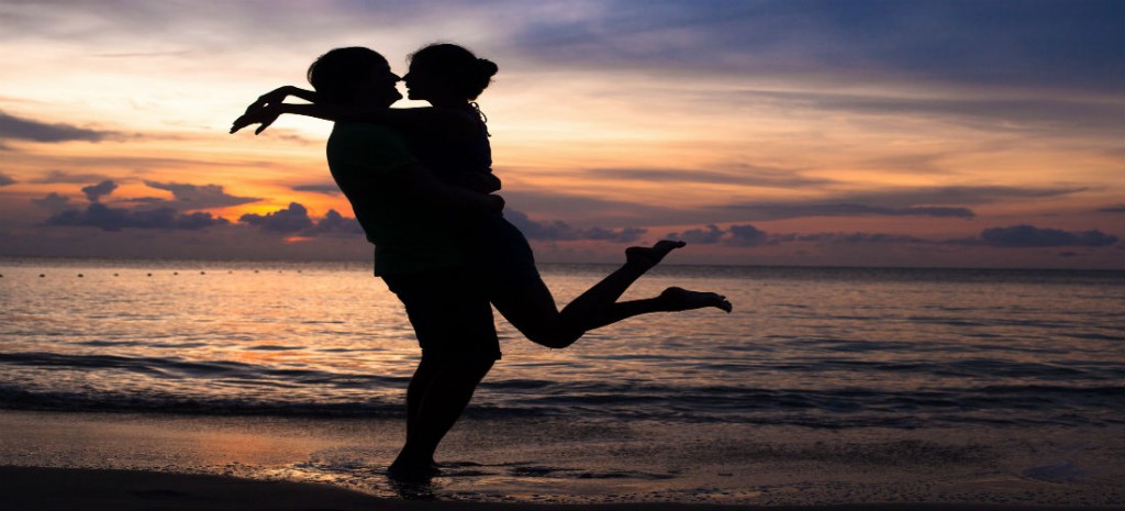 Sexo en vacaciones: 5 tips para disfrutarlo y divertirte