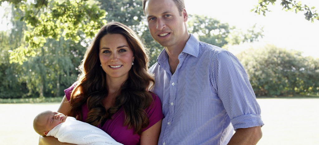 Kate Middleton y el Príncipe William con George: galería de fotos