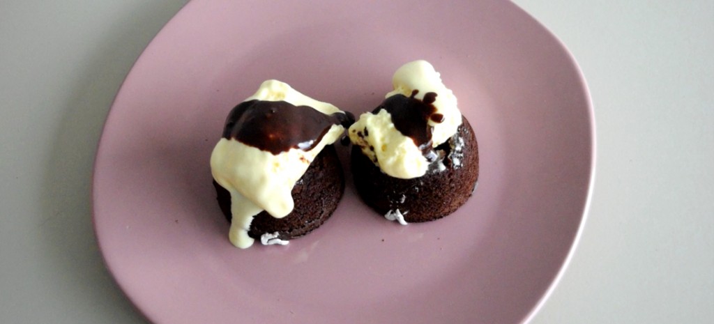 Volcanes de chocolate con ingredientes de la tiendita