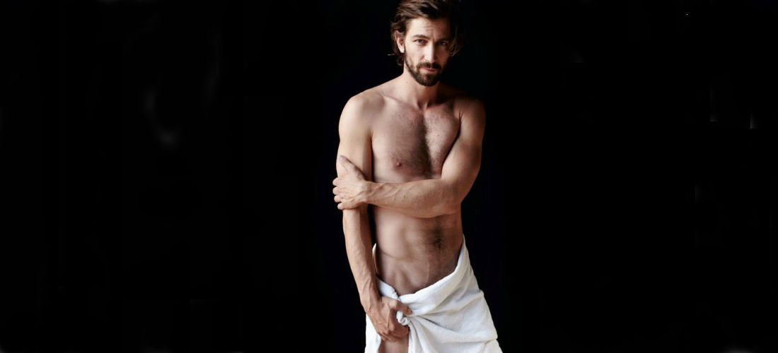 Mario Testino y sus modelos más guapos en toalla (FOTOS)