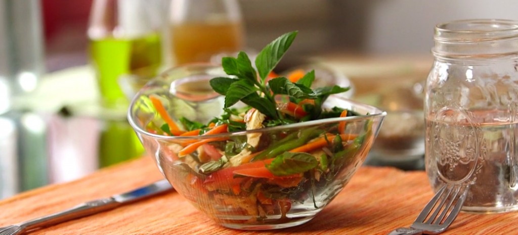 Ensalada con pollo con el Chef Yogi Mariano Garcés