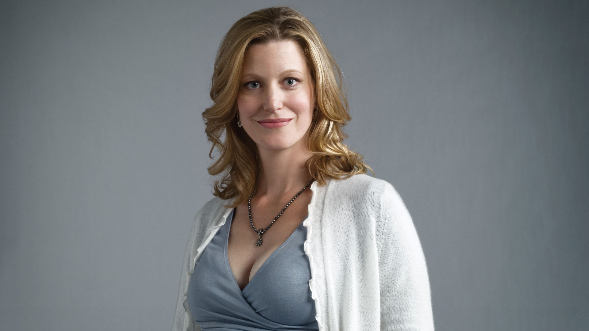 ¡Feliz cumpleaños a Anna Gunn!