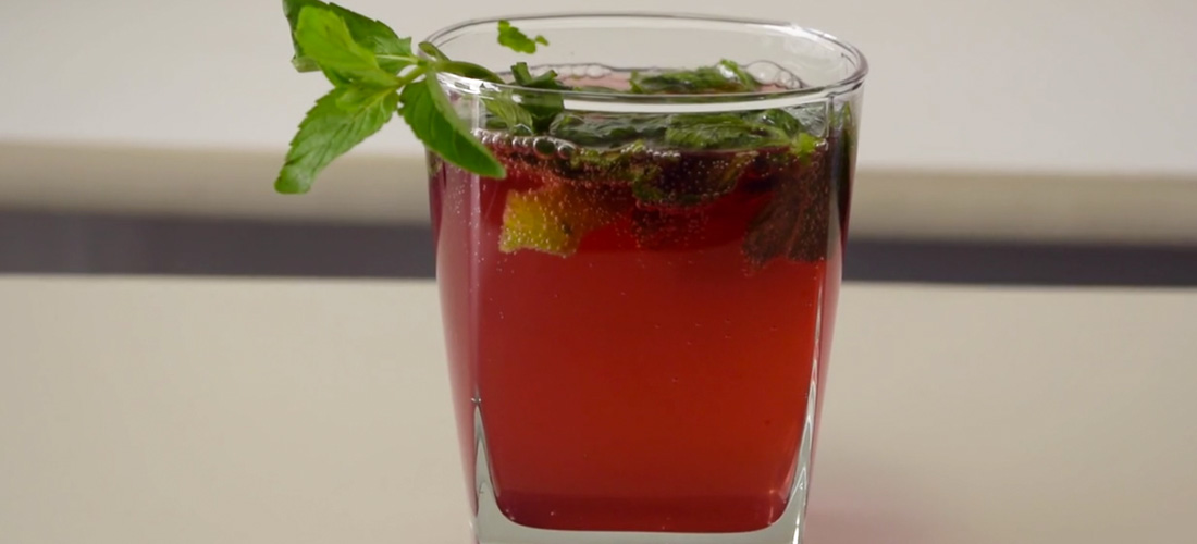 Mojito de arándano sin alcohol