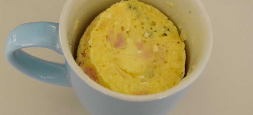 En una taza prepara Quiche