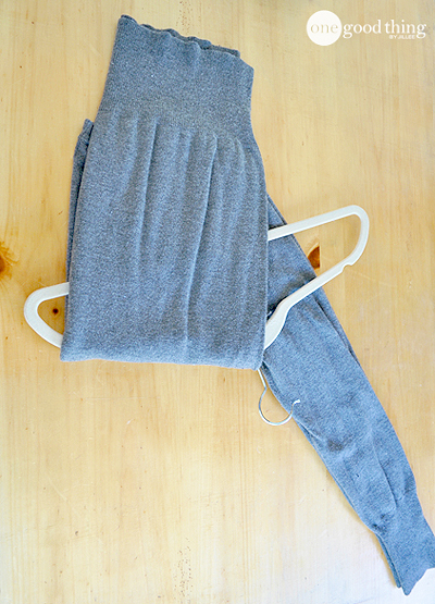 sweater-folding-6
