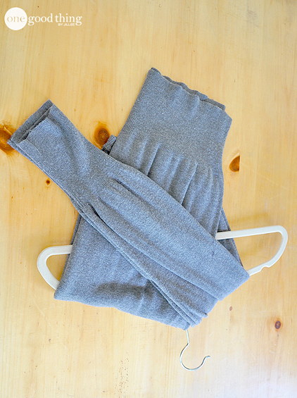 sweater-folding-7