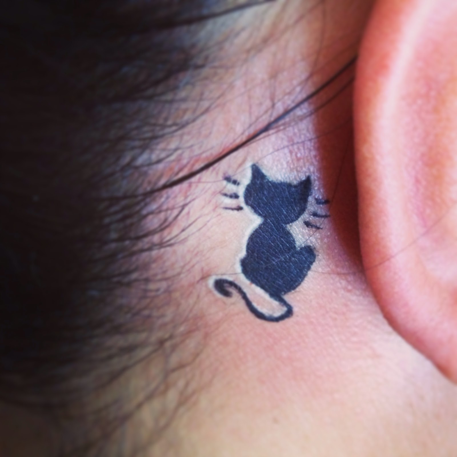 tatuajes-de-gatos-negros