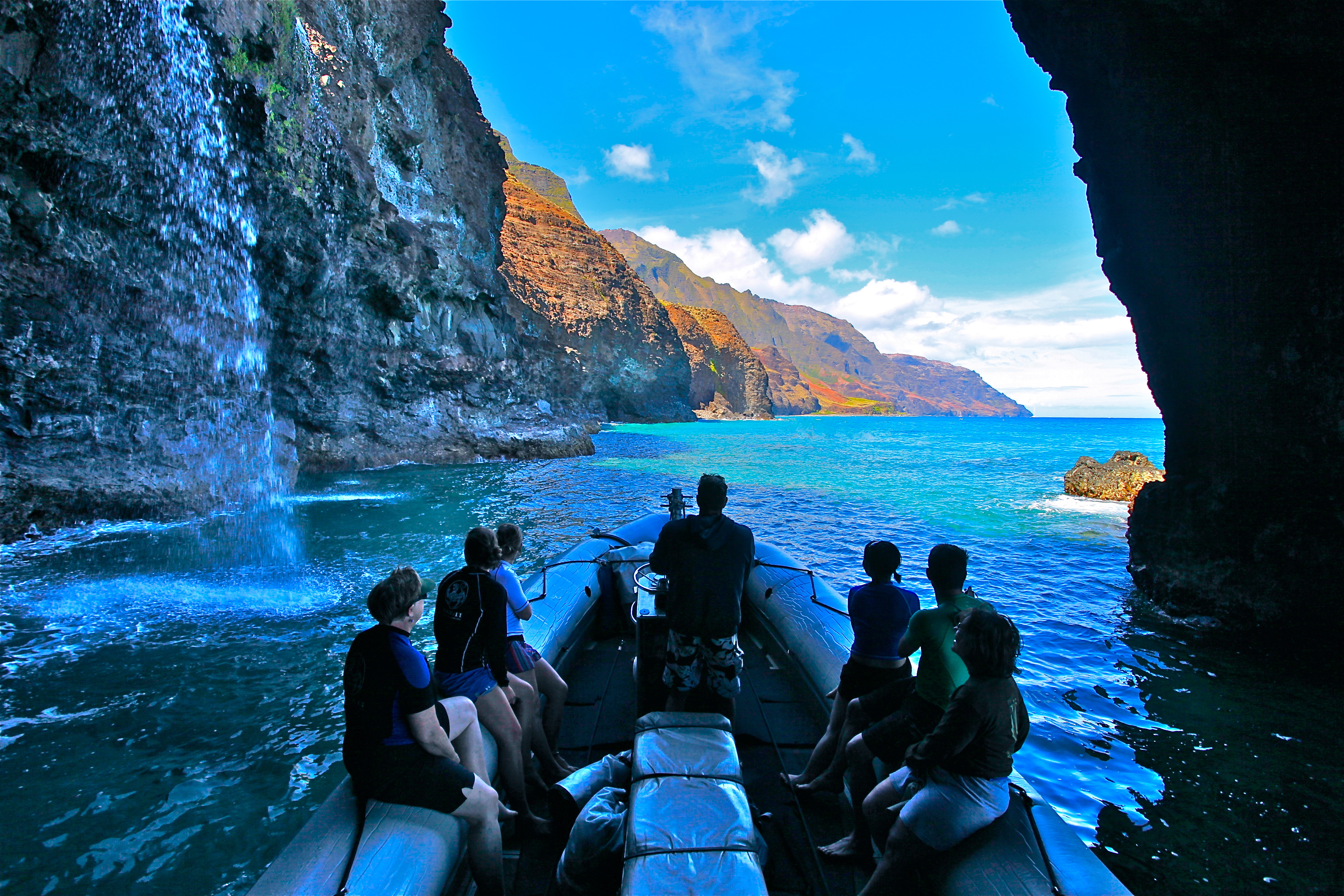 kauai-boat-tours-na-pali-riders-raft-tours-in-kauai-hawaii