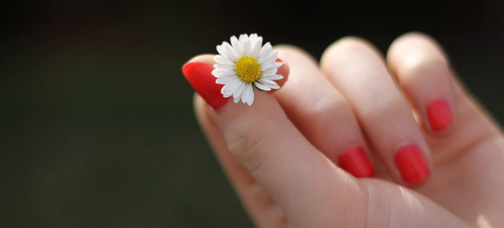 6 alimentos para fortalecer tus uñas