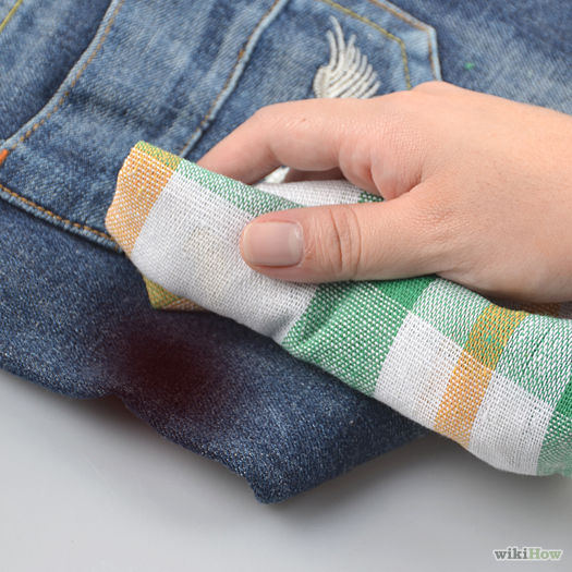 525px-Remove-a-Red-Wine-Stain-from-Jeans-Step-3—Version-2