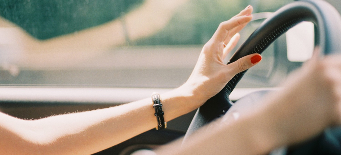Mujeres al volante con el nuevo reglamento de tránsito
