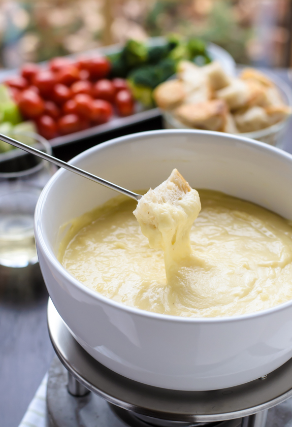 Cheese-Fondue.-A-classic-easy-cheese-fondue-recipe-and-what-to-dip-in-it