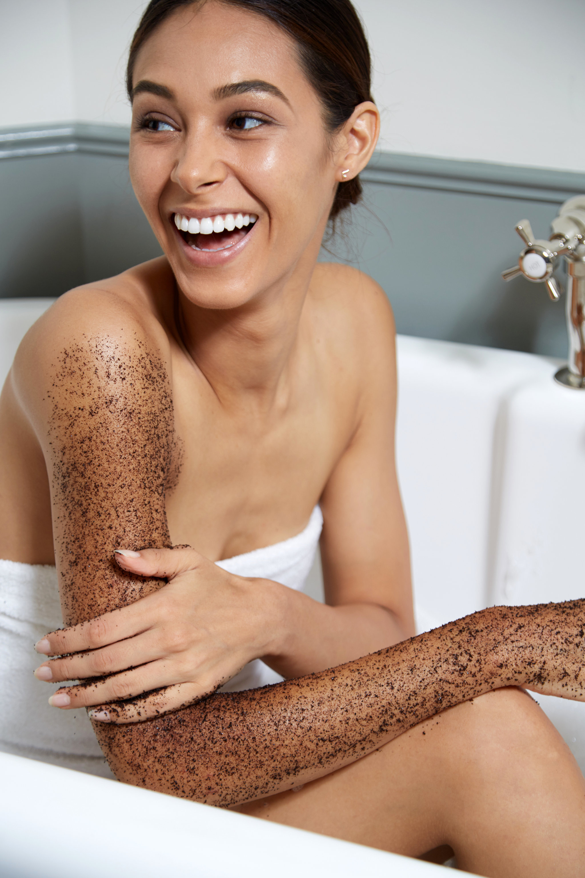 exfoliantes naturales para tratar las estrías