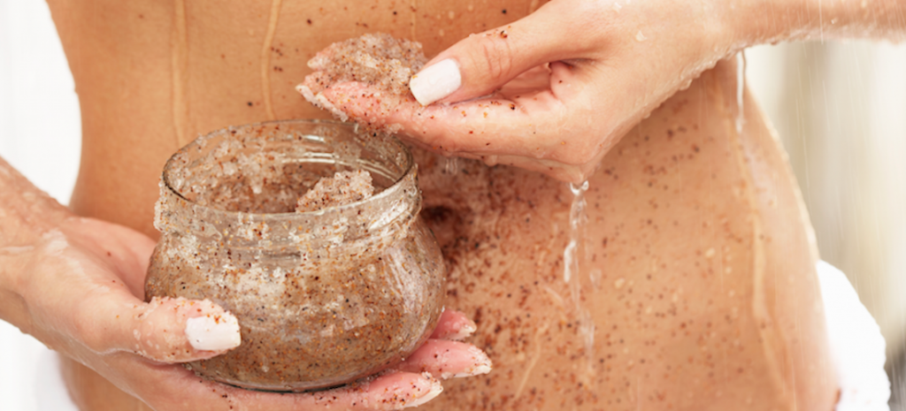 exfoliantes naturales para tratar las estrías