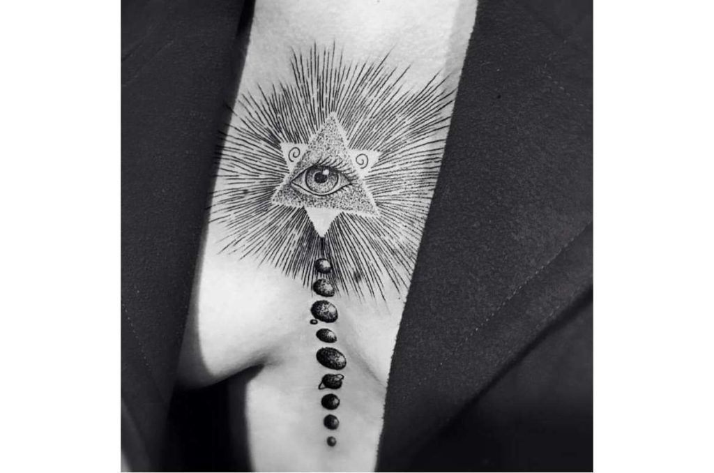 Tatuajes para escote