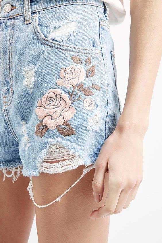 Outfits-bordado-de-flores-shorts