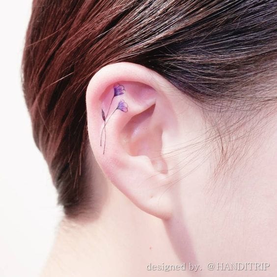 Tatuajes Helix: la tendencia en tatuajes de orejas 7
