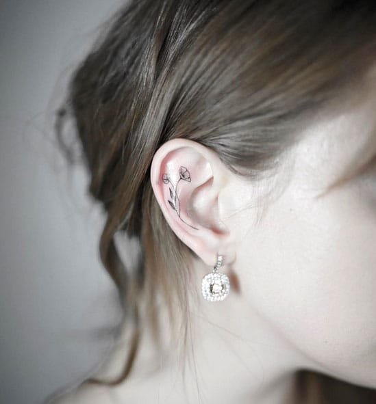 Tatuajes Helix: la tendencia en tatuajes de orejas 6