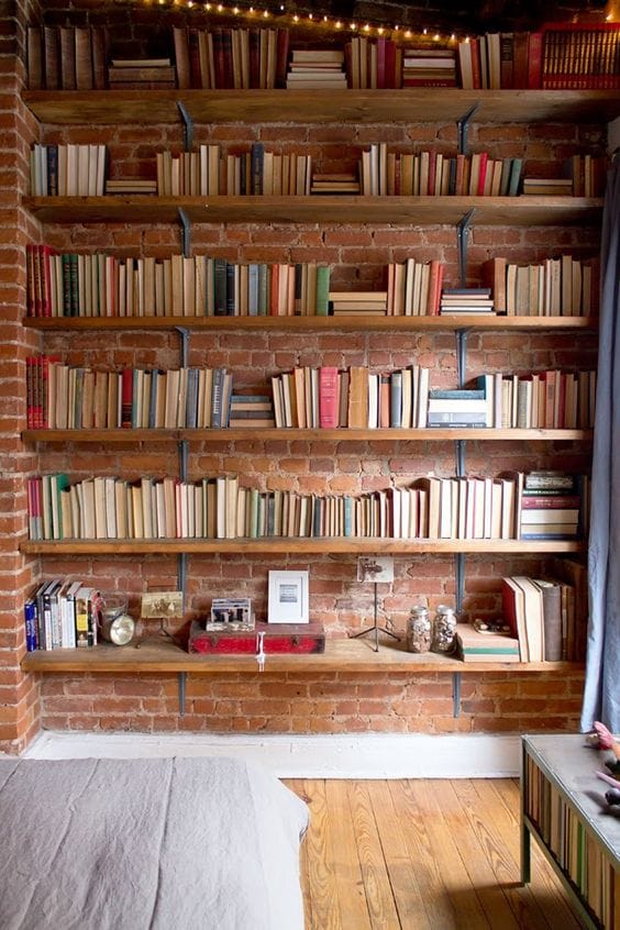 11 formas de decorar con estantes de libros en tu habitación 0