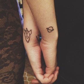 tipos de tatuajes que debes hacerte en pareja