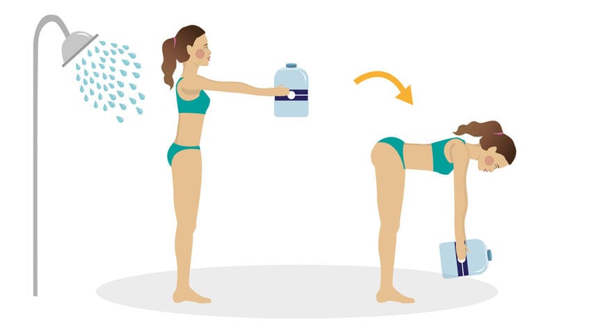 5 ejercicios en la ducha que puedes hacer mientras te bañas 1