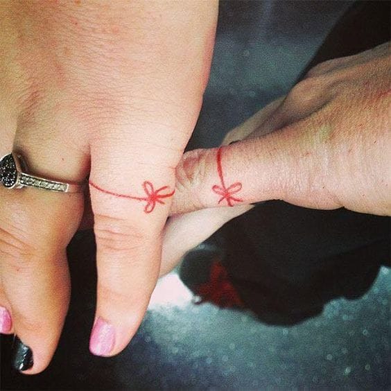 tipos de tatuajes que debes hacerte en pareja