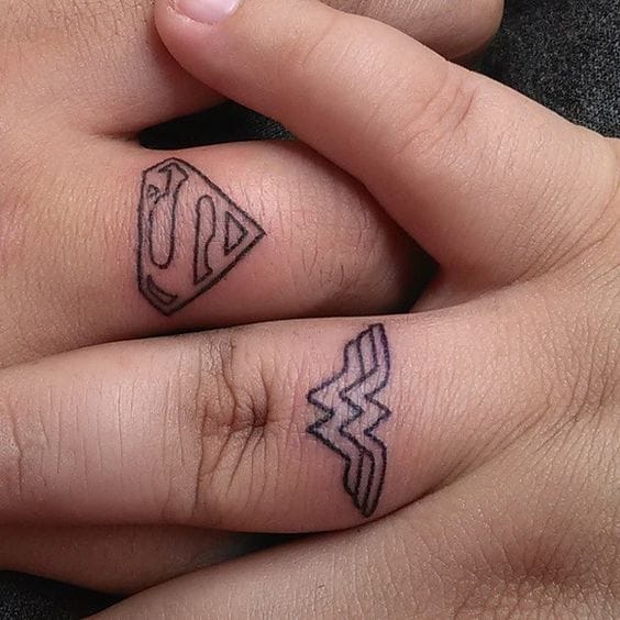 tipos de tatuajes que debes hacerte en pareja